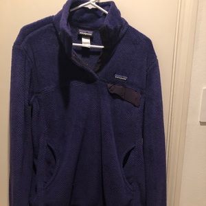 purple patagonia fleece jacket
